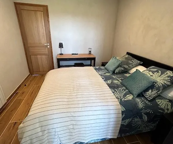 Quarto em Acomodações Particulares Château De Franquetot&d Day Collins Museum *