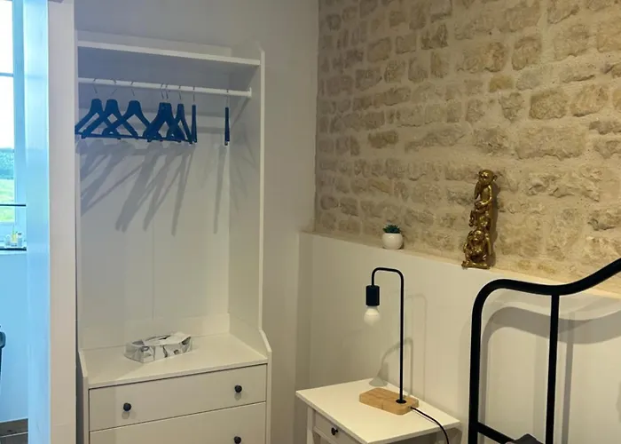 Quarto em Acomodações Particulares Château De Franquetot&d Day Collins Museum *