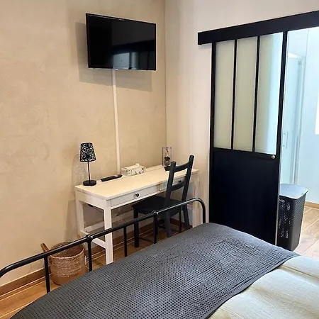 Chateau De Franquetot & D Day Collins Museum Проживание в семье Сент-Мер-Эглиз