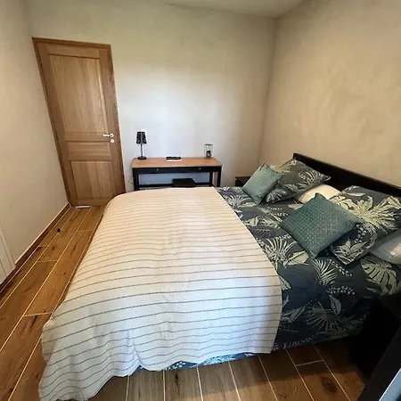 Проживание в семье Chateau De Franquetot & D Day Collins Museum *