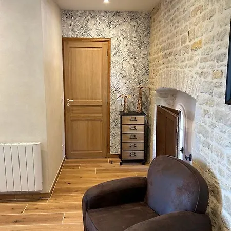 Проживание в семье Chateau De Franquetot & D Day Collins Museum