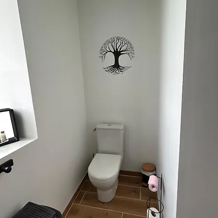 Проживание в семье Chateau De Franquetot & D Day Collins Museum