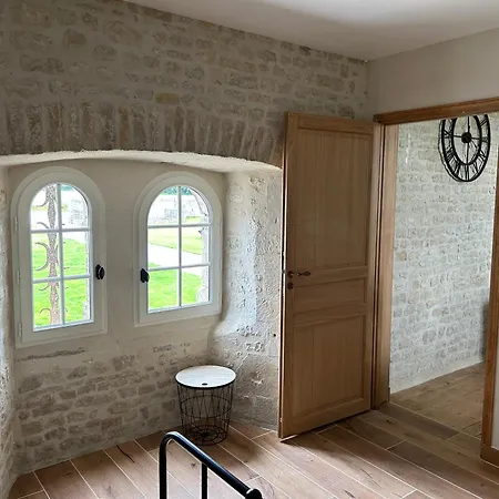 Chateau De Franquetot & D Day Collins Museum Проживание в семье