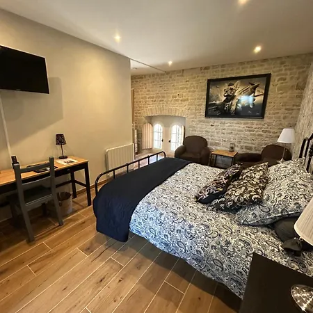 Chateau De Franquetot & D Day Collins Museum *