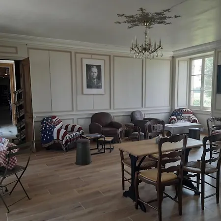 Chateau De Franquetot & D Day Collins Museum Séjour chez l'habitant