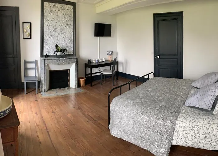 Château De Franquetot&d Day Collins Museum * Sainte-Mère-Église