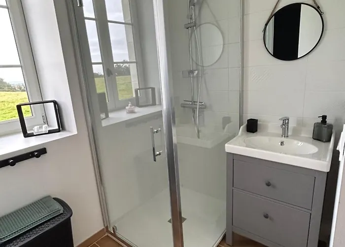 Chateau De Franquetot & D Day Collins Museum Homestay szállás *