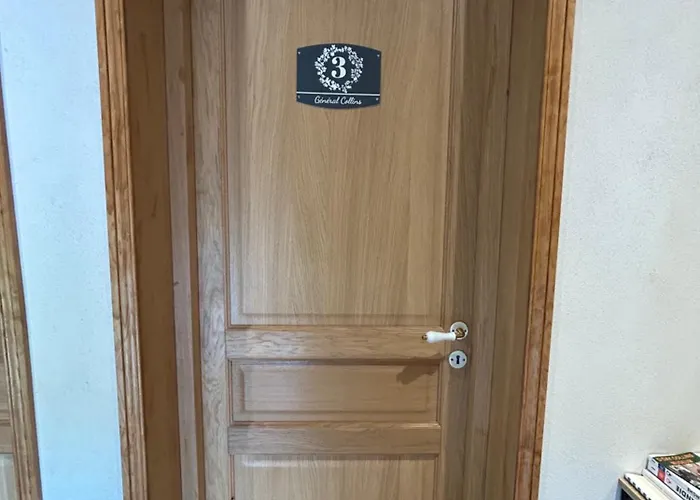 Chateau De Franquetot & D Day Collins Museum Sainte-Mère-Église